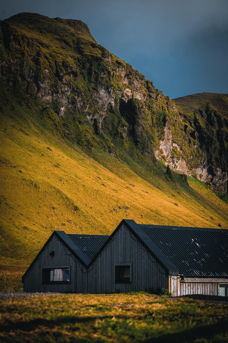 Riverside Cabin